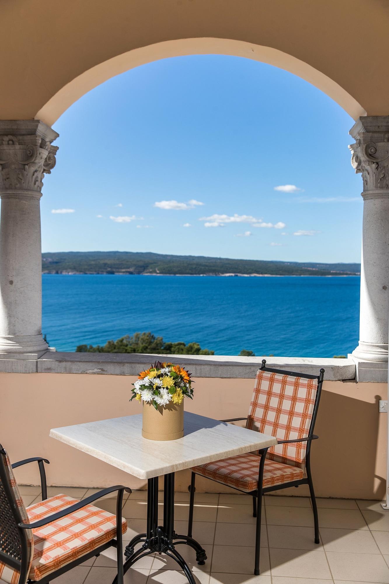 Hotel Kvarner Palace Crikvenica Bagian luar foto