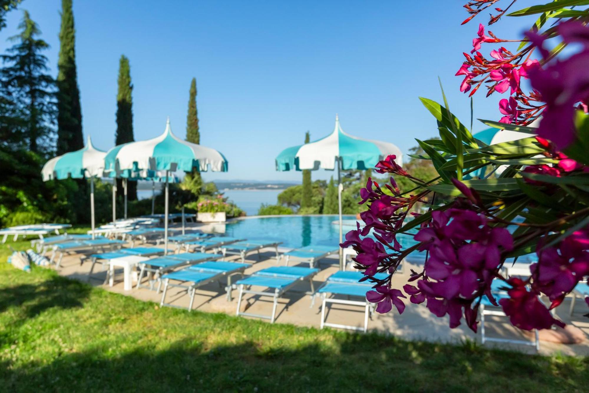 Hotel Kvarner Palace Crikvenica Bagian luar foto