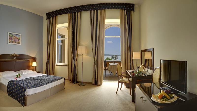 Hotel Kvarner Palace Crikvenica Bagian luar foto