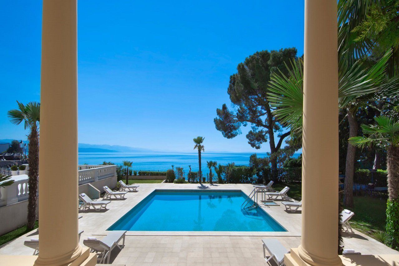 Hotel Kvarner Palace Crikvenica Bagian luar foto