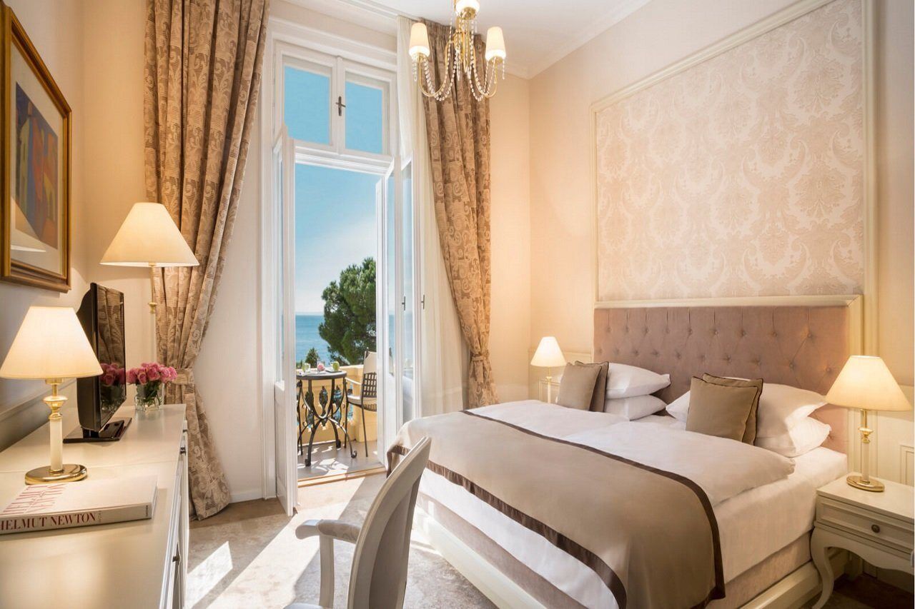 Hotel Kvarner Palace Crikvenica Bagian luar foto